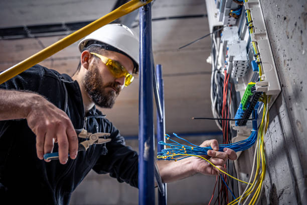 Best Electrical Installation Contractor  in Trenton, FL